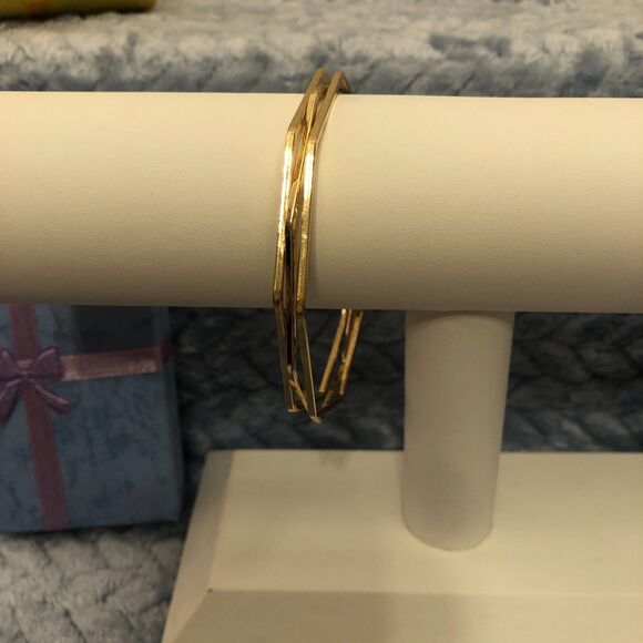 Cuff-style Bracelet - Picture 2 of 8